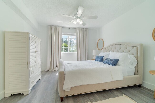 Photo - 800 Crestwood Ct S Unit 801