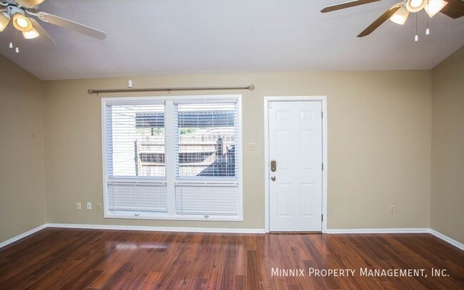 Photo - 5706 38th St