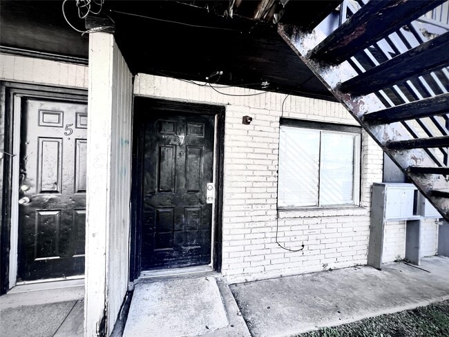 Photo - 6802 Sayers St Unit A few