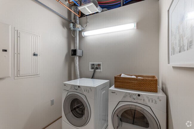 2BR, 2BA D - 1,373 SF