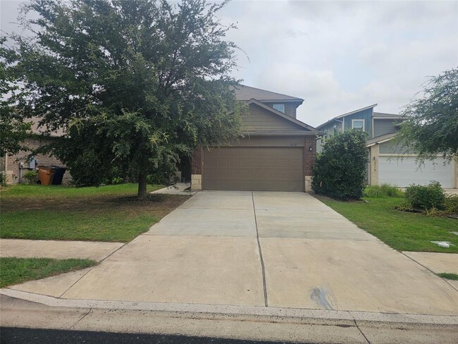 Building Photo - 3112 Armidale Dr