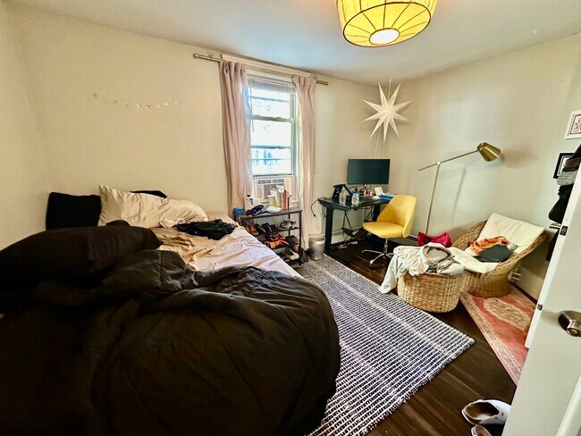 Photo - 294 Windsor St Unit 2