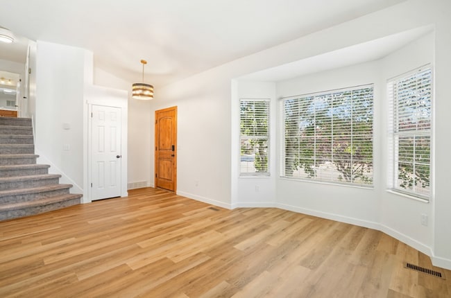 Photo - Modern 5 Bedroom Home with 3Car Garage in Sandy Neighborhood