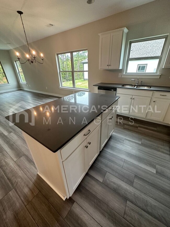 Photo - Home for Rent in Tuscaloosa, AL!!! Coming Soon!!