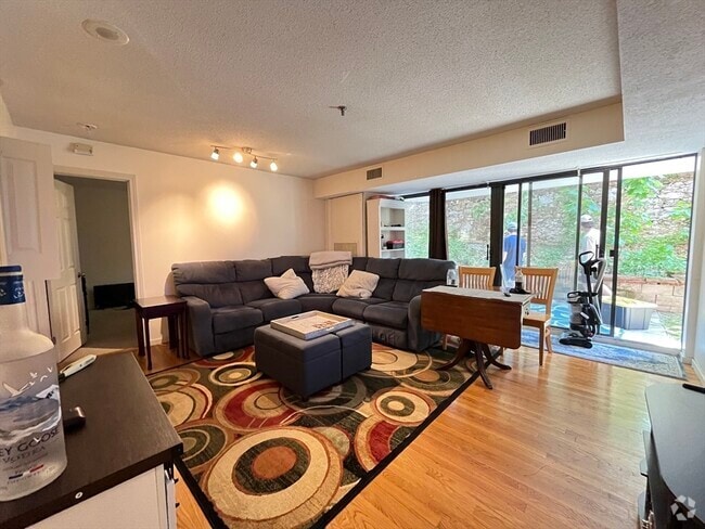 Building Photo - 147 Kelton St Unit 308 Rental