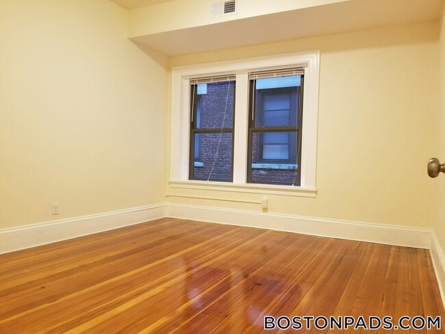 Photo - 1463 Beacon St Unit 24