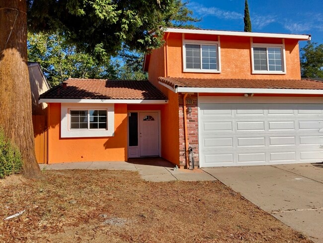 Building Photo - 2412 Sequoia Dr
