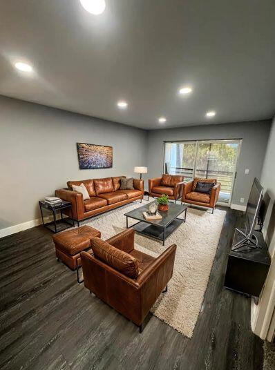 Photo - 1630 Embassy Dr Unit 306