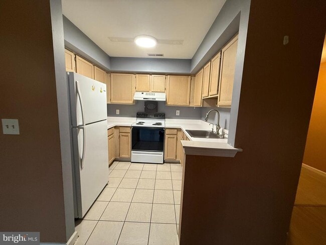 Photo - 414 Walden Cir Unit 414