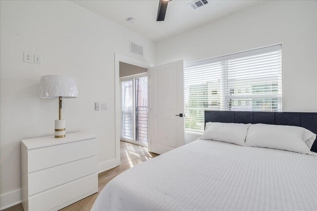 Photo - 3000 Duval St Unit 302