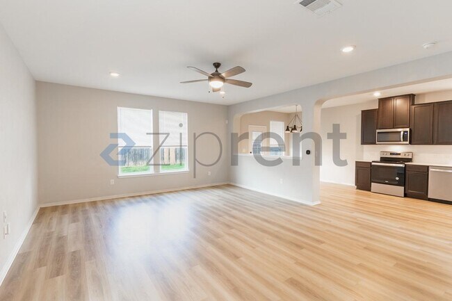 Photo - 6420 Carriage Pines Dr