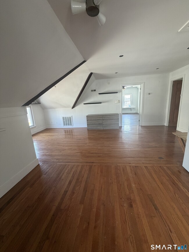 Photo - 178 Sherman Ave Unit 3