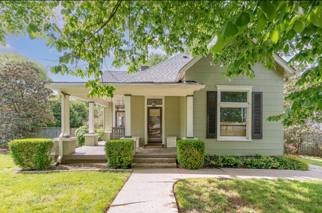 Sylvan Park Craftsman! - Sylvan Park Craftsman! Casa