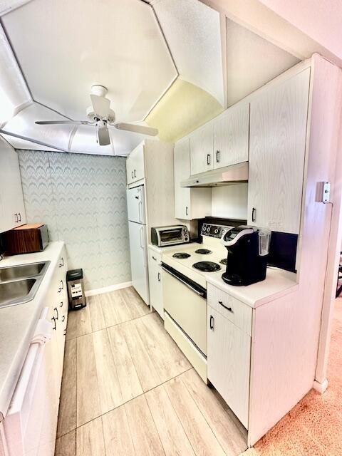 Photo - 2067 Cornwall D