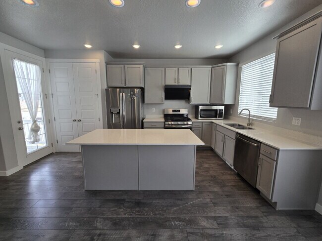 Photo - Beautiful Home in the Perfect Location