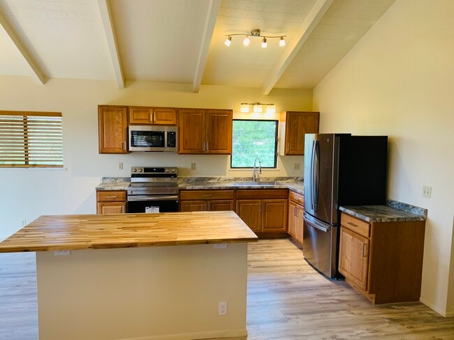 Photo - 2751 Palalani St