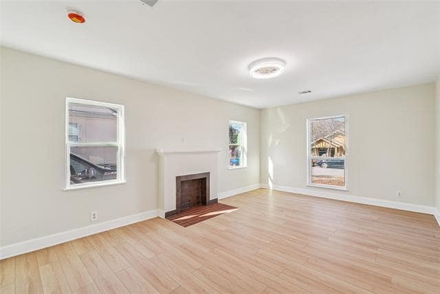 Photo - 734 Genoa Ave