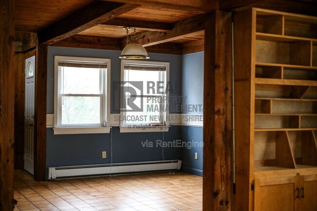 Photo - 6 Spruce Ln
