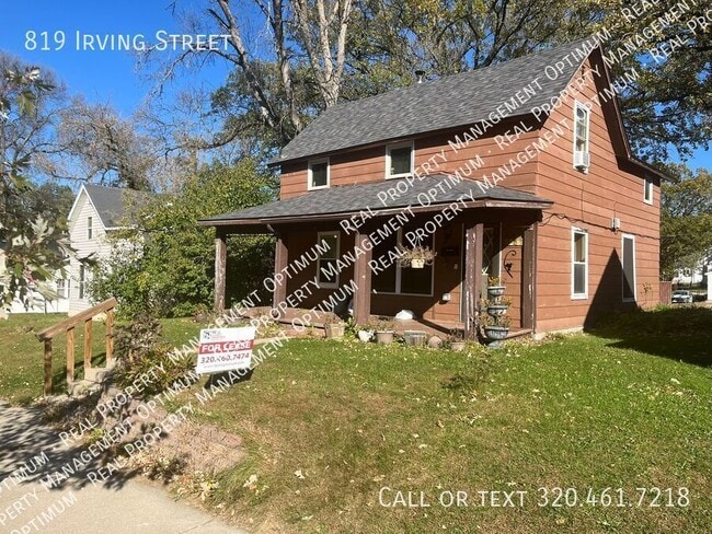 Building Photo - 819 Irving St
