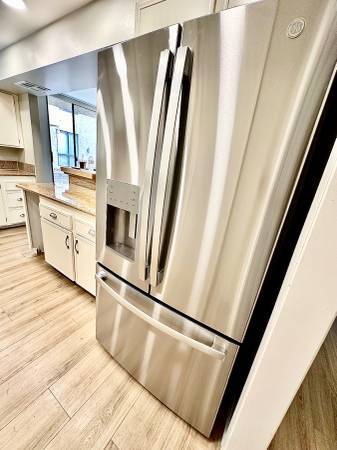 Brand-new top of the line refrigerator - Montana Apartments