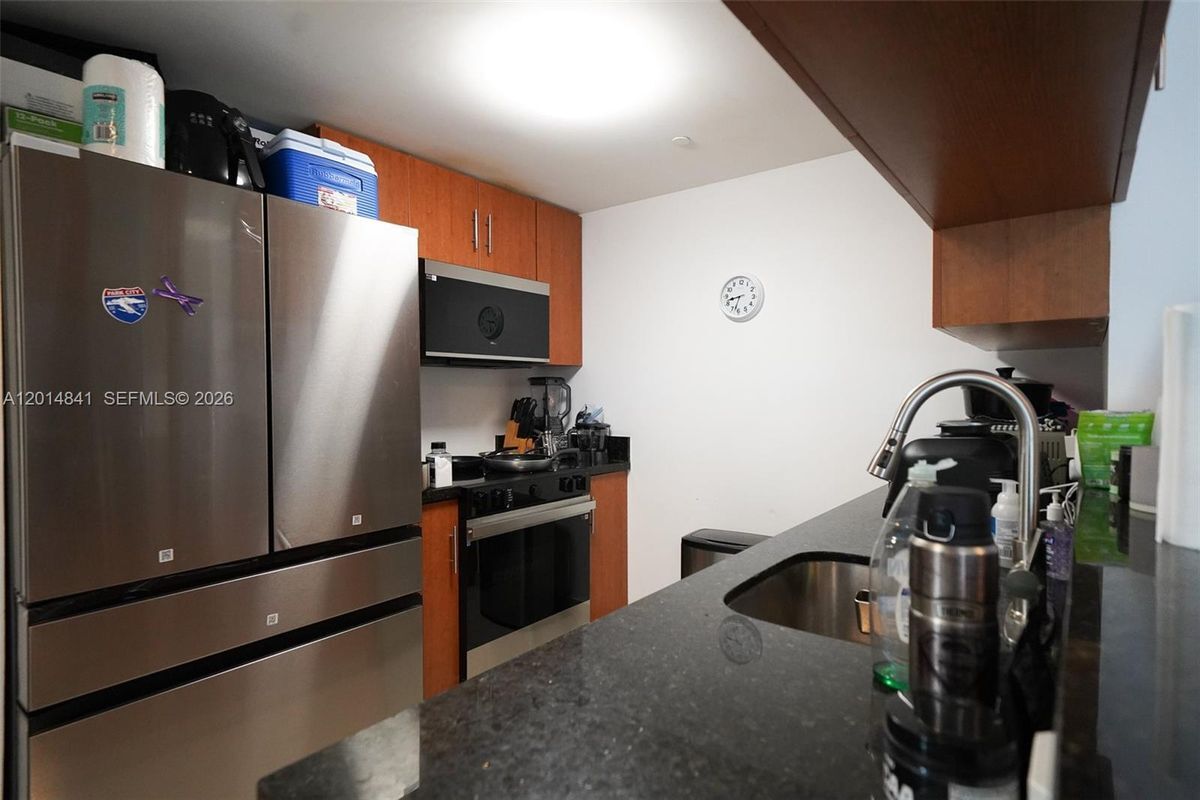 Photo - 601 NE 23rd St Unit 607