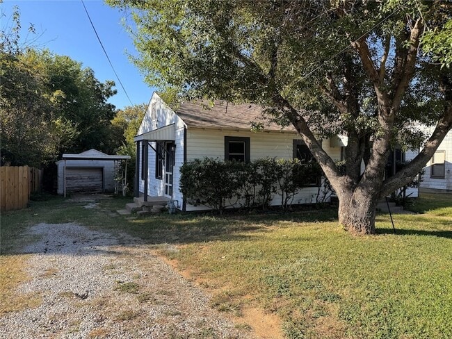 Photo - 1920 Pembroke St