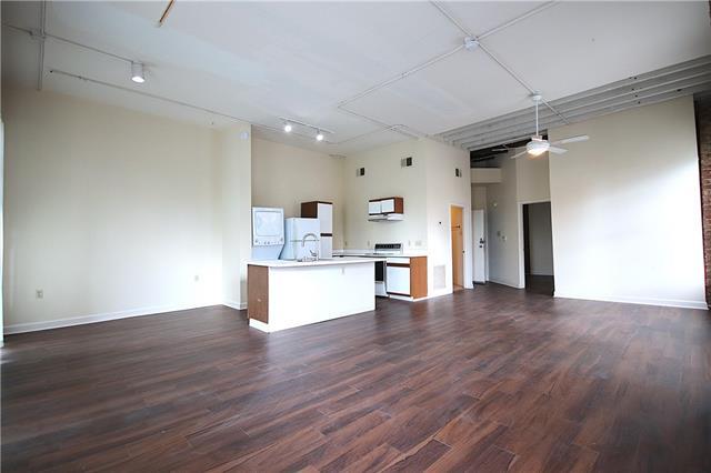 Photo - 541 St Joseph St