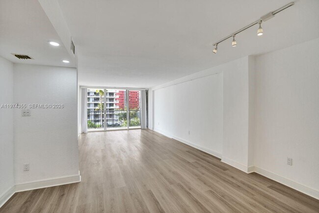 Photo - 1450 Brickell Bay Dr Unit 503