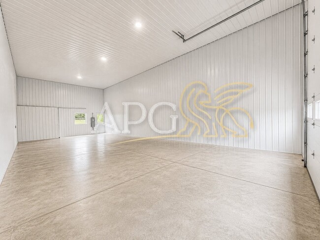 Photo - 30 King Rd