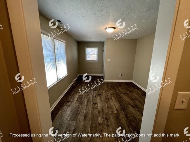 Photo - Spacious and Cozy 1 Bedroom - AVAILABLE NOW!