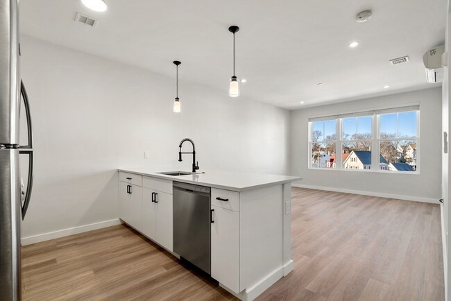Photo - 10 Somerset Ave Rental