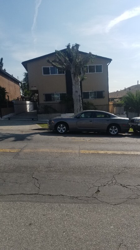 Photo - 634 E Hyde Park Blvd Unit #6