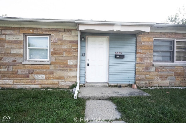 Photo - 5959 E 24th St