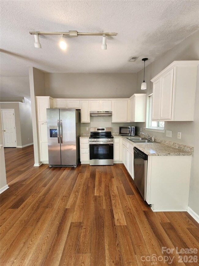 Photo - 5200 Ashie Ave