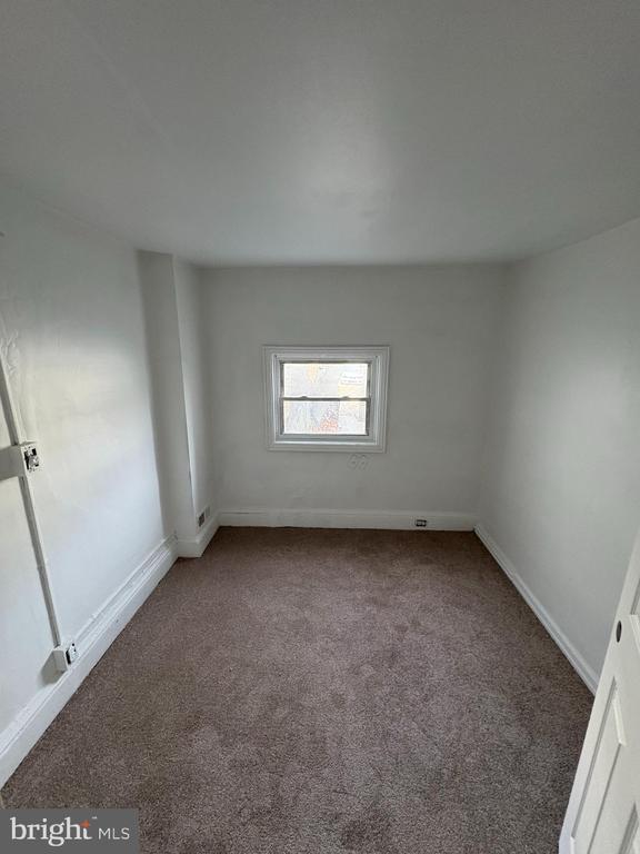 Photo - 135 E Miner St