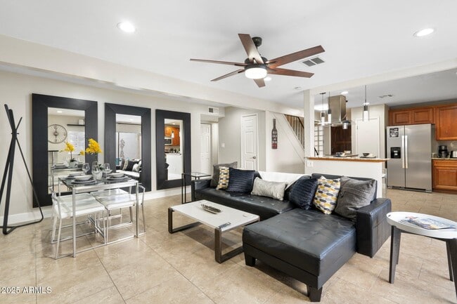 Photo - 8570 E Indian School Rd