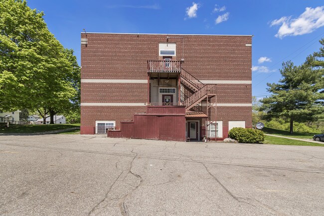 Creekside Apartments (Olivet HS, LLC)