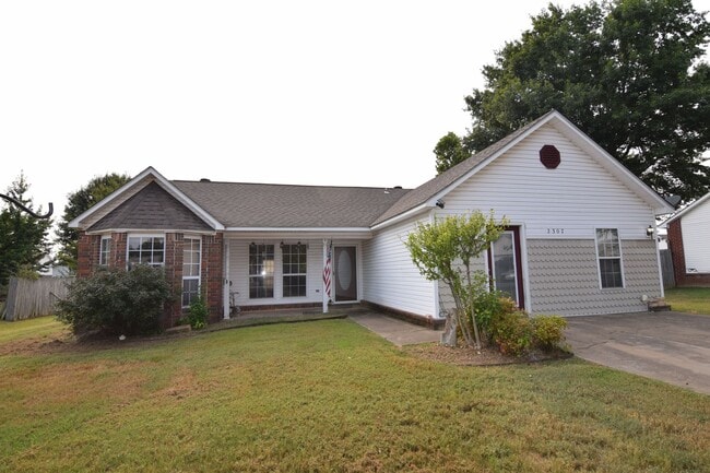 Building Photo - 2307 Onyx Cir Rental