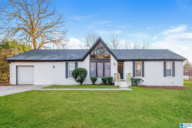 Building Photo - 602 Greenbriar Rd Rental