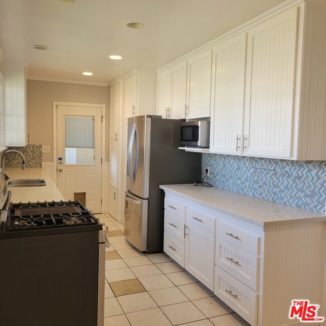 Photo - 2781 N Bellflower Blvd