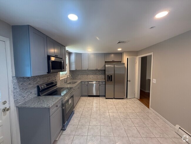 Building Photo - 40 Greenfield Dr Rental