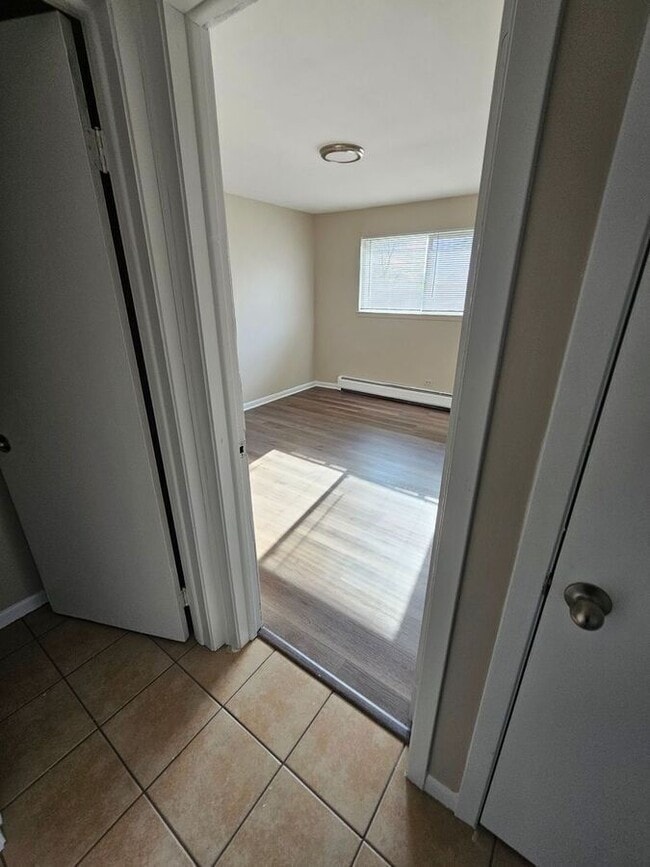 Photo - 317 N Harvard Ave Unit 1G