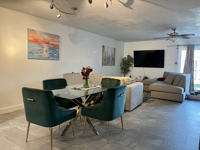 Photo - 6843 NW 29th Ave