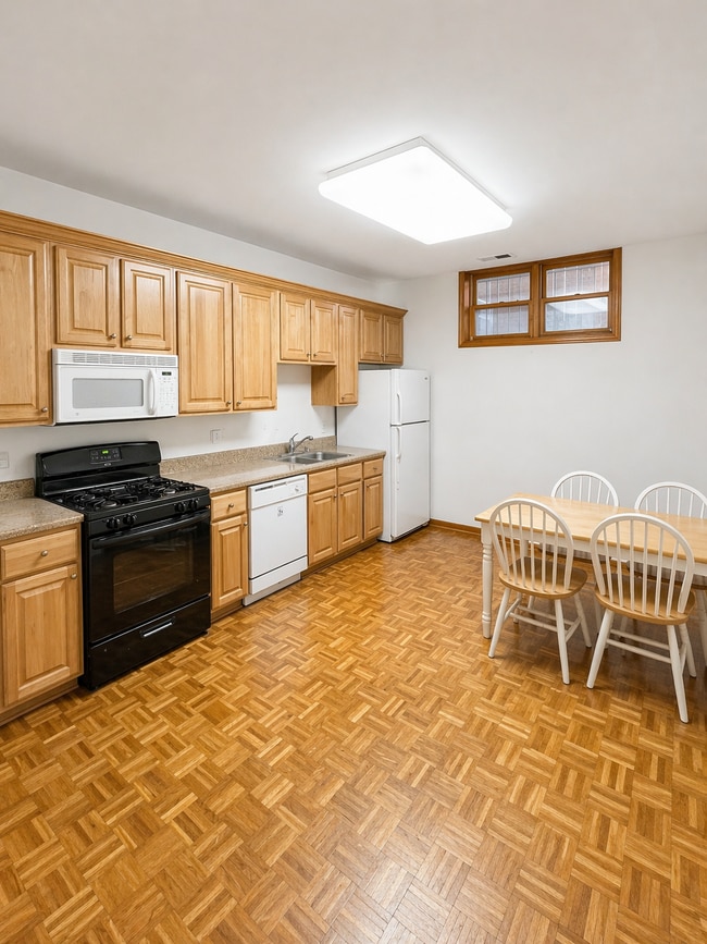 Photo - 4229 N Kenmore Ave