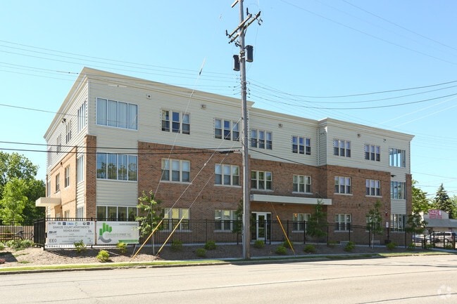 Photo - Swayze Apartments