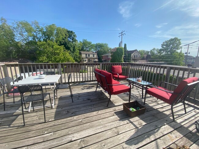 Photo - 1425 E Capitol Dr Unit #4