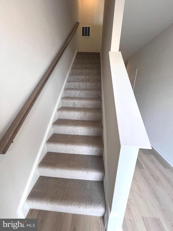 Photo - 102 FLAXEN MANE Ct