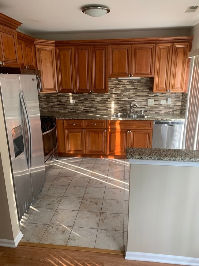 Photo - 1219 N Village Dr