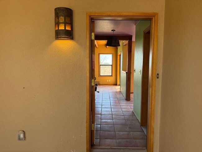 Photo - 13 Estacada Rd