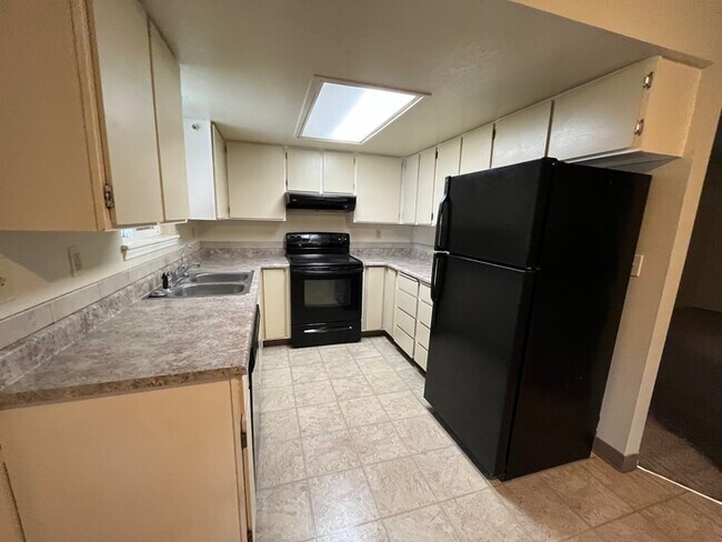 Photo - Charming Duplex unit in Meridian!